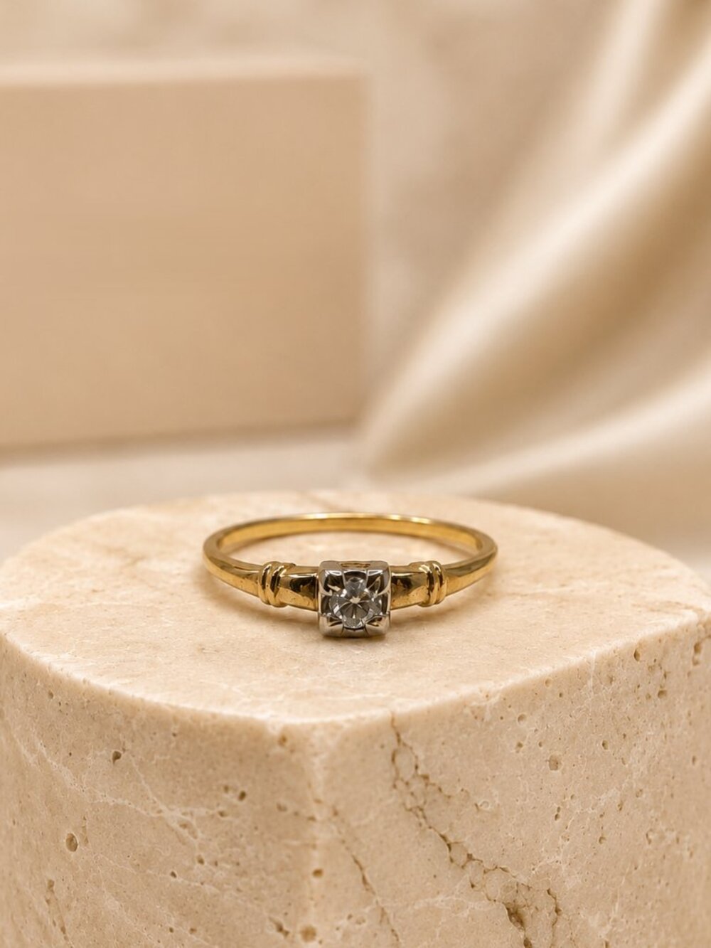 Vintage Golden Dot Ring